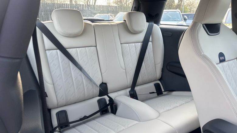 MINI Cooper 1.5 C Exclusive 3dr Auto Petrol Hatchback